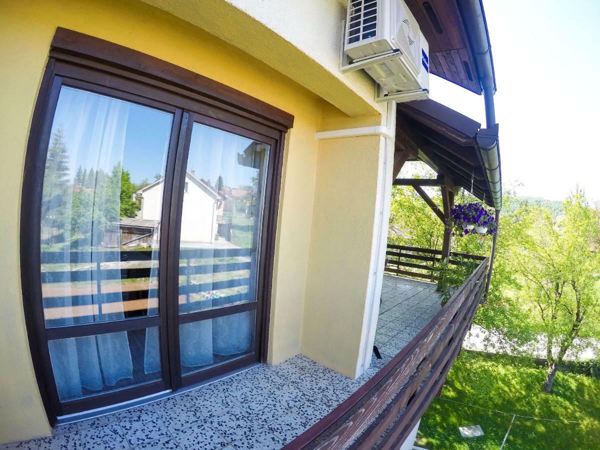 Cherry House Apartamento Slunj Exterior foto